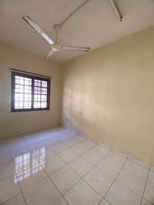House at Jalan Permas, Permas Jaya, photo 4