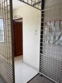 PKNS Section 24, Shah Alam的平层住宅，照片1