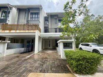 Rumah Bandar di Crescent Park, Bangi, foto 1