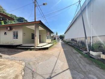 Bungalow at Kampung Sri Gombak Indah, Batu Caves, photo 6
