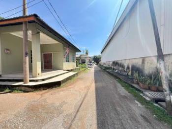 Bungalow at Kampung Sri Gombak Indah, Batu Caves, photo 5