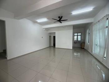 Ruang tamu & makan – Rumah di Bukit Katil Damai, Bukit Katil, foto 2