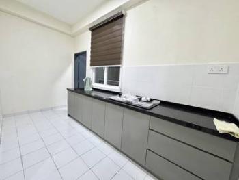 Apartment at Bukit Mahkota, Bangi, photo 2
