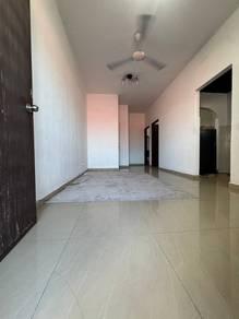 Apartment at Tun Teja, Shah Alam, photo 1