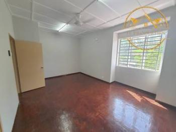 Rumah di Taman Saujana Puchong, Puchong, foto 6