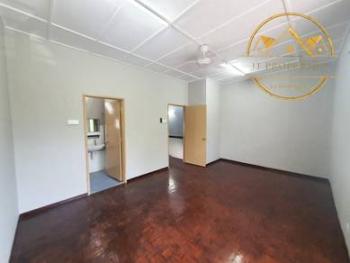 Rumah di Taman Saujana Puchong, Puchong, foto 7