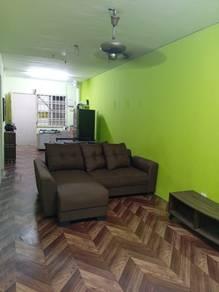 Pangsapuri di Tasek 64, Pasir Gudang, foto 1