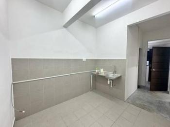 Rumah Bandar di Jalan Serindit, Kulai, foto 5
