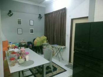 Living & dining – House at Taman Sutera, Jalan Sutera Kuning, Johor Bahru, photo 5