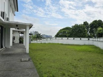 Photo #8