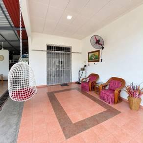 Rumah di Jalan Rumbia, Taman Daya, Tebrau, foto 4