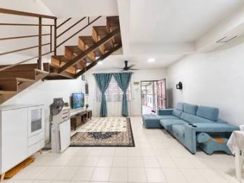 Rumah di Jalan Camar, Pasir Gudang, foto 4