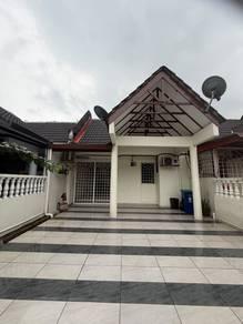BK3 Bandar Kinrara, Bandar Kinrara的房屋，照片1