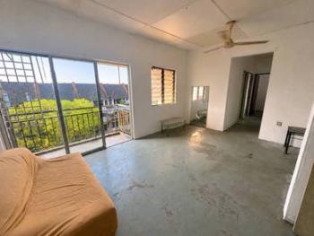 Flat at Jalan Sagu @ Taman Daya, Tebrau, photo 1