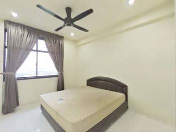 Bedroom – Apartment at Taman Bukit Mewah, Johor Bahru, photo 10