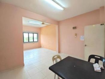 Flat at Taman Gaya, Ulu Tiram, photo 2