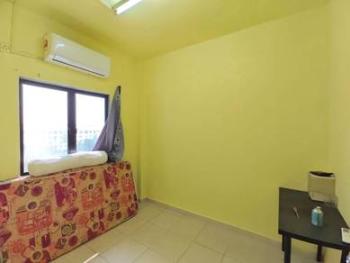 Flat at Taman Gaya, Ulu Tiram, photo 9