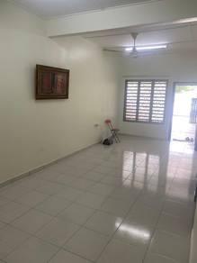 Living & dining – House at Taman Desa Indah, Sepang, photo 8