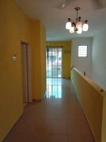 Townhouse at Taman Balakong Jaya, Balakong, photo 2
