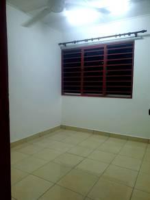 House at Taman Serdang Raya, Serdang, photo 2