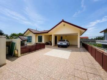 Bungalow at Kayangan Heights, Shah Alam, photo 2