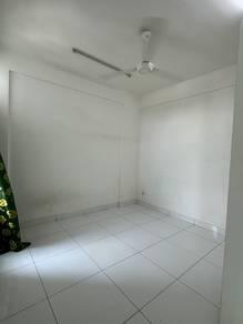 Taman Seroja, Johor Bahru的公寓，照片4