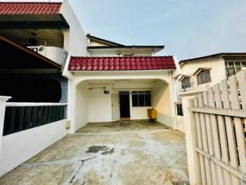 House at Saleng, Taman Mesra, Kulai, photo 1