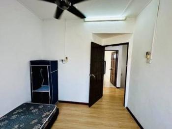House at Saleng, Taman Mesra, Kulai, photo 4