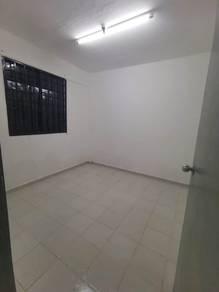 Flat at Taman Ungku Tun Aminah, Skudai, photo 4