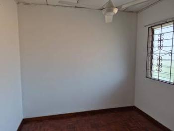 PKNS Seksyen 8, Shah Alam的平层住宅，照片8