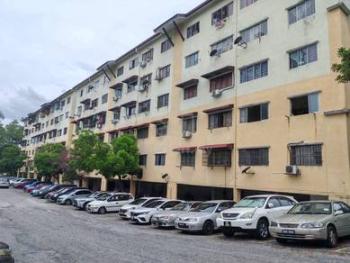Sering Angsana, Cheras的平层住宅，照片2