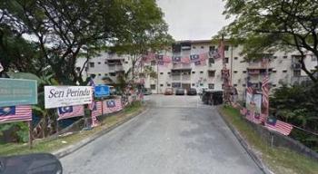 Apartmen di Seri Perindu, Cheras, foto 1