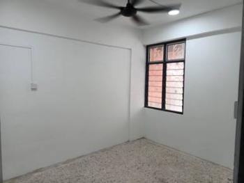 Pangsapuri di Blok 3, Jalan Perkasa 1, Cheras, foto 4