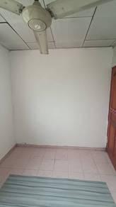Pkns Seksyen 18, Shah Alam的平层住宅，照片3