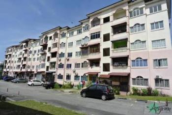 Apartment at Jalan Tun Perak 4, Cheras, photo 4