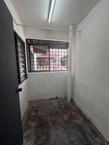 Pangsapuri di Desa Sri Puteri, Bandar Tun Razak, foto 3