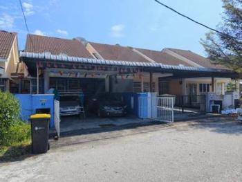 House at Puncak Iskandar, Seri Iskandar, photo 1