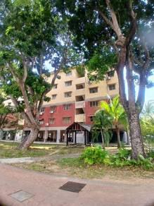 Flat at PKNS Seksyen 7, Shah Alam, photo 1