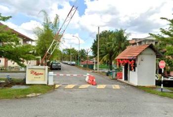D'Majestica Bandar Damai Perdana, Cheras的联排别墅，照片6