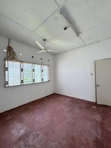 Bungalow at Jalan Sungai Kelian, Tanjung Bungah, photo 3