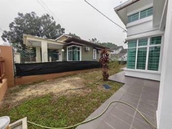 Balcony – Bungalow at Taman Belimbing Setia, Durian Tunggal, photo 4