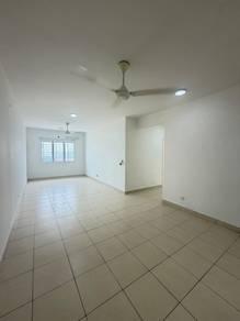 Apartment at De Bayu, Setia Alam, photo 1