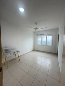 Apartment at De Bayu, Setia Alam, photo 9