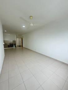 Apartment at De Bayu, Setia Alam, photo 2