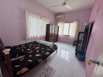 Rumah di Taman Saujana Indah, Bukit Katil, foto 9