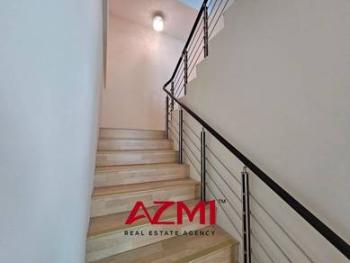 House at Pujut 2 Regency Park, Miri, photo 10