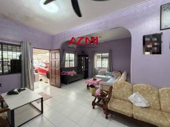 Living & dining – House at Desa Indah 3, Miri, photo 1