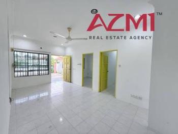 Living & dining – House at Desa Murni, Permyjaya, Miri, photo 4