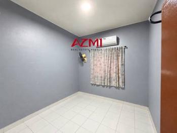 Bedroom – House at Desa Indah 3, Miri, photo 6
