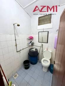 Bathroom – House at Ocean Park, Jalan Lautan, Miri, photo 10